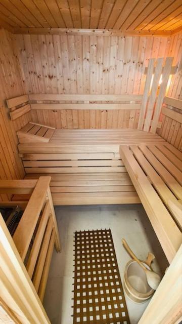 Edles Apartment In Architektenvilla Mit Grossem Pool, Sauna, Dachterrasse Und Malerischem Garten Pataias Kültér fotó