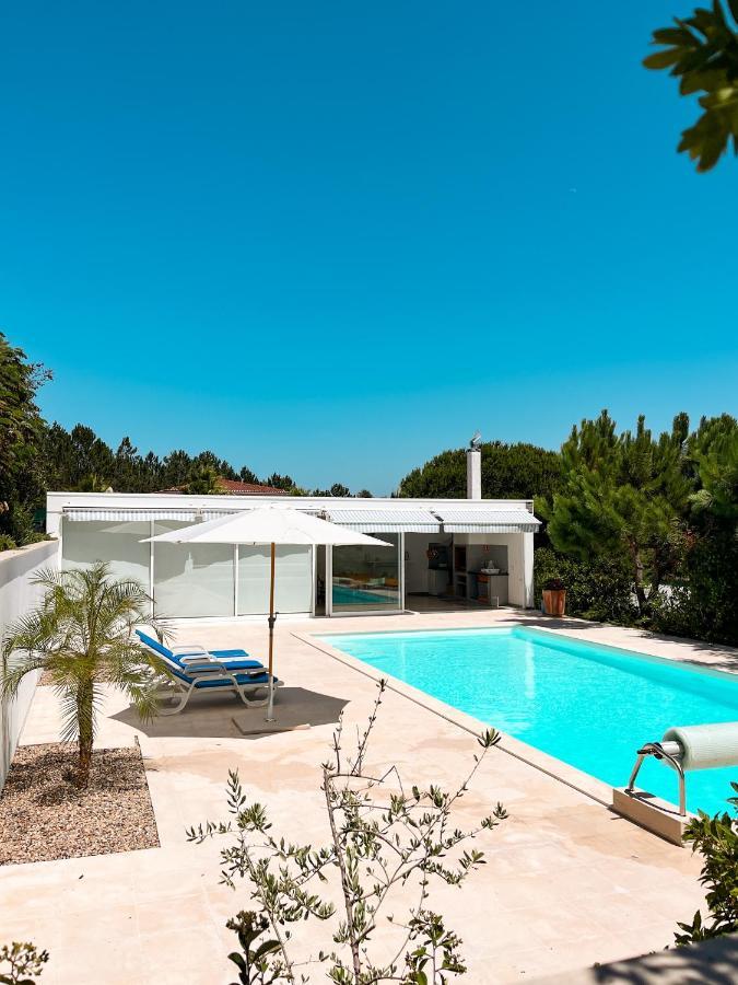 Edles Apartment In Architektenvilla Mit Grossem Pool, Sauna, Dachterrasse Und Malerischem Garten Pataias Kültér fotó
